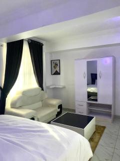 Wuse 2 Studios Banjul - 9