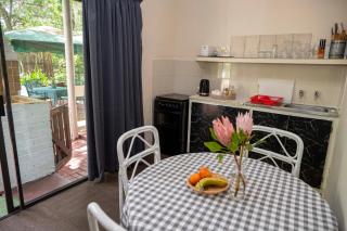 Glen House - 4
