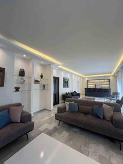 3 Bedroom Apartment in Jounieh - 9
