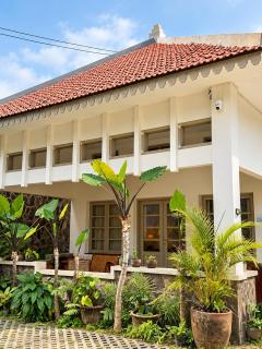 Kosasih 1919 A Dutch-Retro House - 0