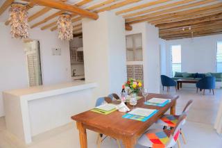 Ahadi Beachfront 2-Bed With Pool By Yourhost - 5