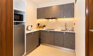 AJ's SERENITY SUITES ABUJA - 8