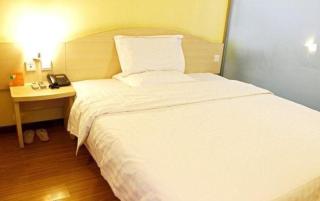7 Days Inn Dalian Ganjingzi District Government - 3
