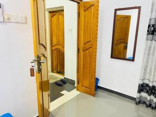 Happy Guest House - 8