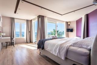 Villa Awesome with indoor pool gym & sea view - 2