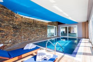 Villa Awesome with indoor pool gym & sea view - 9