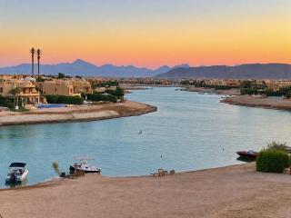 Artsy 1 BR Apt/ Free Pool & Lagoon Access @ElGouna - 9