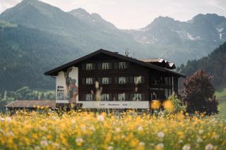 Hotel Alte Krone - Mittelberg - 9