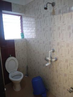 Blissful road side 2bedroom hall balcony - 2