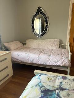 Benabbey, 3-Bed Detached Home Private Garden, - 1