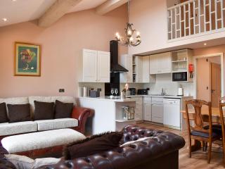 Repos Des Coqs - Uk31826 - 9