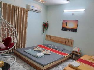 Golden Bell Backpacker Hostel - 3