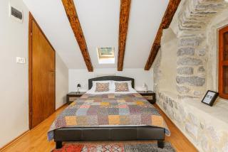 Historic Waterfront House - 6