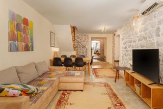 Historic Waterfront House - 7