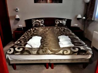 Karos Wellness Apartman -Alma 615 - 0
