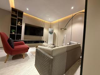 Kensington Royal Park Hotel - 8