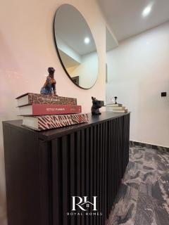 Royal Homes - 4