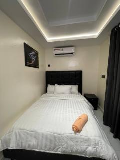 AIY Abundancee Apartment - 4