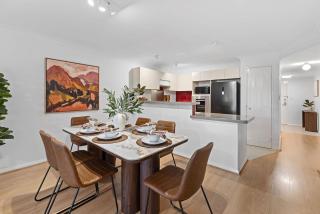 Newly Styled - Spacious East Perth 3BR - 5