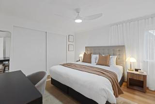 Newly Styled - Spacious East Perth 3BR - 8