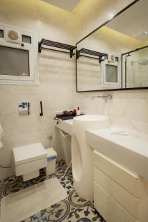 Galleria khan with Garden stay - 5