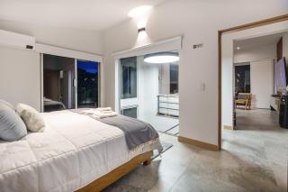 BNZ Mansion - Luxury 5-Bedroom Villa El Poblado Medellín - 8