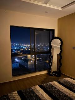 Luxury 2 Bedroom Escape with Breathtaking Panoramic Views - 7