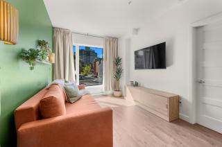 Rooftop Smart TV kitchen Gym 98 Walkscore - 9