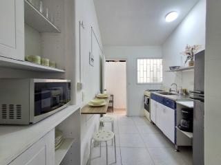 3BR duplex, Self checkin, patio, 10 min to airport - 2