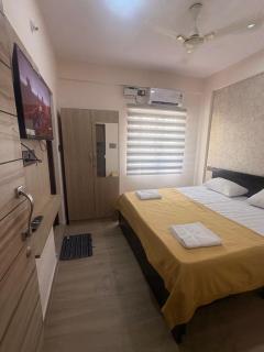 Hotel Shiva's Priya - 0