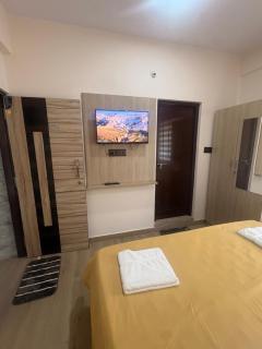 Hotel Shiva's Priya - 2