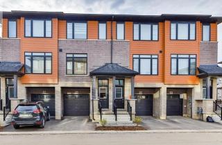 Brand New Luxury 1 Bedroom - 2