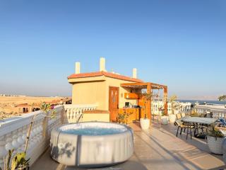 Private sea view Penthouse New apartment Pool and Jacuzzi in Montazah - 9