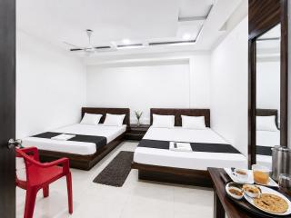 Motibagh Colony Hotel SLMR Residency Near Mahakaleshwar Temple# Parking # Restaurant - Best Hotel, Ujjain - 5