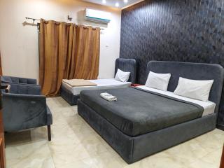 Royal Bahria Guest House Lahore - 0