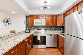 Condo across the street from the beach with pool, tennis, & washer/dryer - St. Augustine - 8