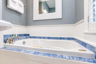 Adorable Cottage Near Downtown W/ Enclosed Yard & Spiral Staircase - Dogs OK - St. Augustine - 6