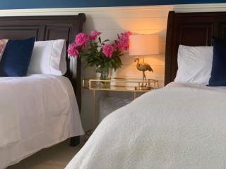 Beachwood Landing Guest House - 2