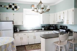 Beachwood Landing Guest House - 1