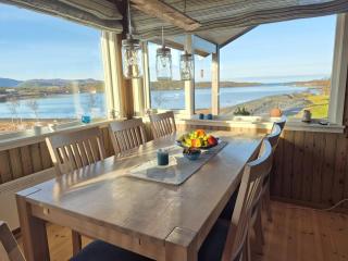 Hytte med flott utsikt, ved havet - 0