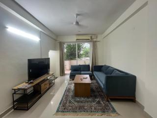Furnished 3 BHK Quick Access to Hubs & Markets - 0