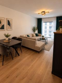 Golden Nest Apartments & Iris - 3