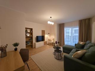 Golden Hour Urban Suite - Near Hiperbar & Underground Parking - 7