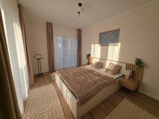 Golden Hour Urban Suite - Near Hiperbar & Underground Parking - 9