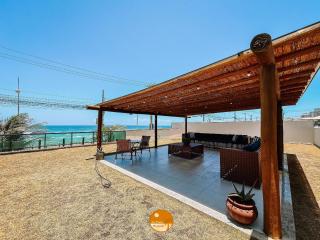 Pé na Areia, Piscina Borda Infinita, Vaga de Garagem, Portaria 24 hs - 4