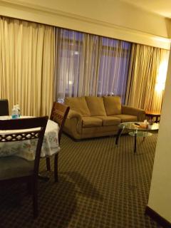 Emarat Service Suite Times Square - 5