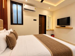 Hotel Jagdamb Kolhapur - 2
