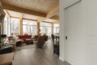Luxe Mountain Escape - Hot Tub - Fireplace - Cozy - 7