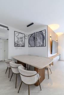 Amazing 4-BDR BY MadrigalRentals - 8