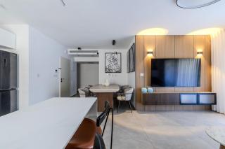 Amazing 4-BDR BY MadrigalRentals - 3